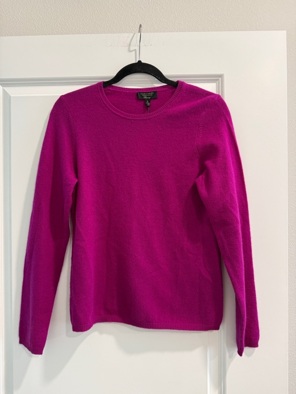 NWT  Charter Club Magenta Crewneck Cashmere Sweater sz m